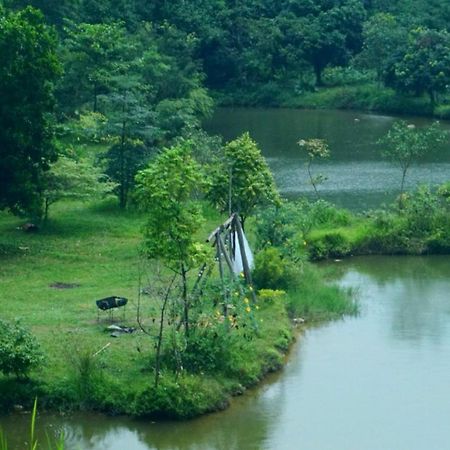 Chu Thien Homestay And Camping Hanoj Exteriér fotografie