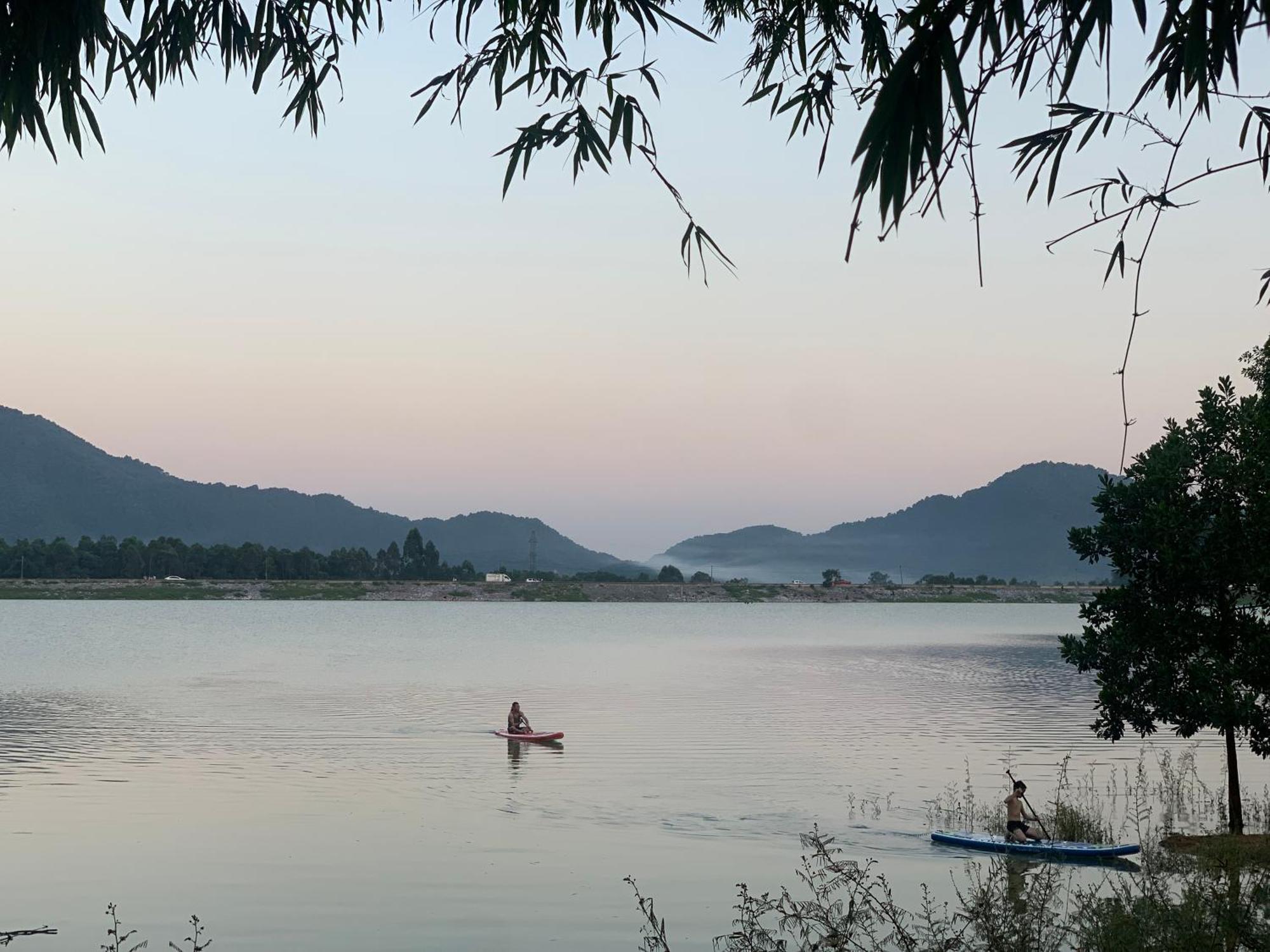 Chu Thien Homestay And Camping Hanoj Exteriér fotografie