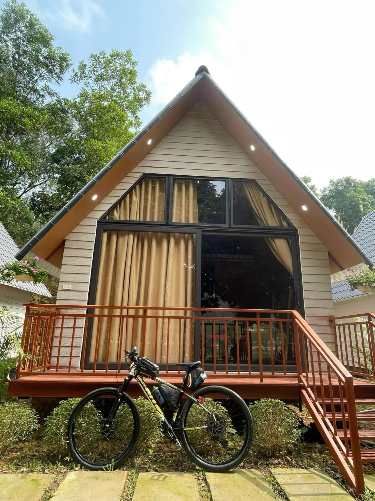 Chu Thien Homestay And Camping Hanoj Exteriér fotografie