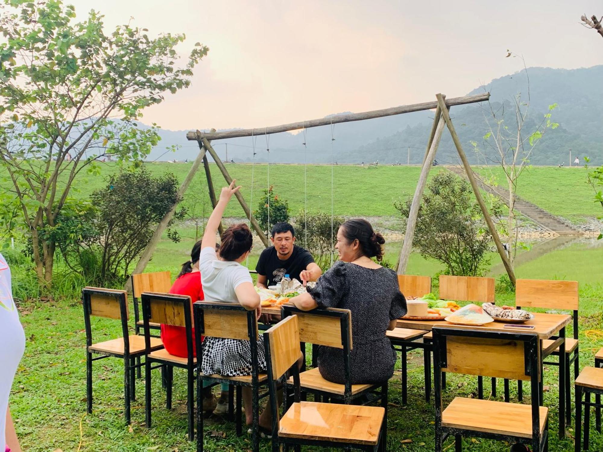 Chu Thien Homestay And Camping Hanoj Exteriér fotografie